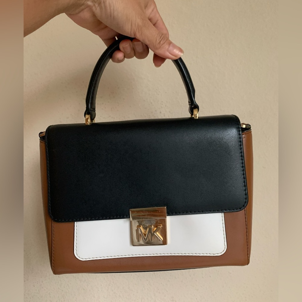 Michael Kors rare Mindy bag small (not the mini version)